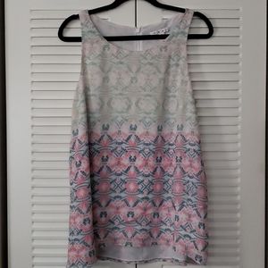 Lovely CAbi patterned sleeveless blouse